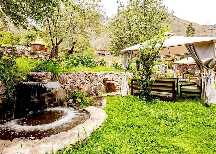 Valle Sagrado, Vistas Catarata, Montanas, Jacuzzi